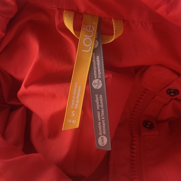 Woman’s small Lole rain coat - Picture 7 of 7